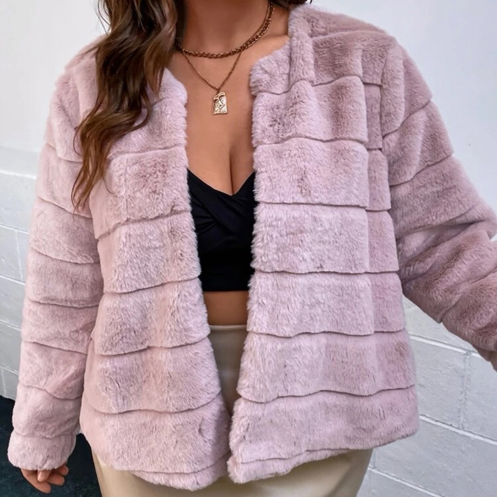 🎉🎉 Pink Faux Fur Jacket 🎀 - Picture 3 of 8
